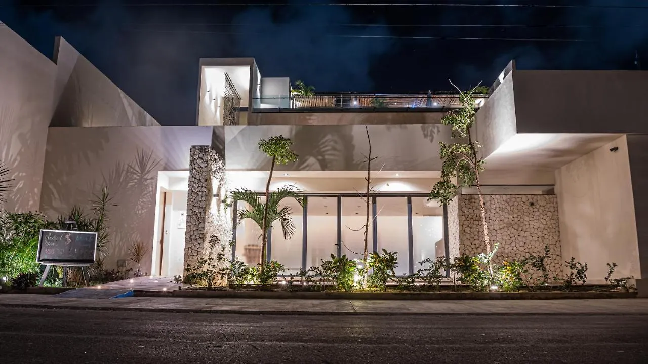 Moonshine Tulum Hotel & Hostel 0*,