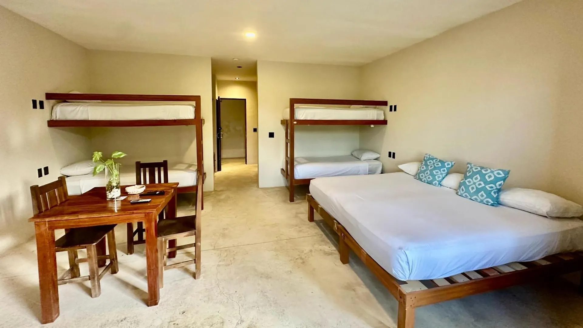 Moonshine Tulum Hotel & Hostel Mexiko